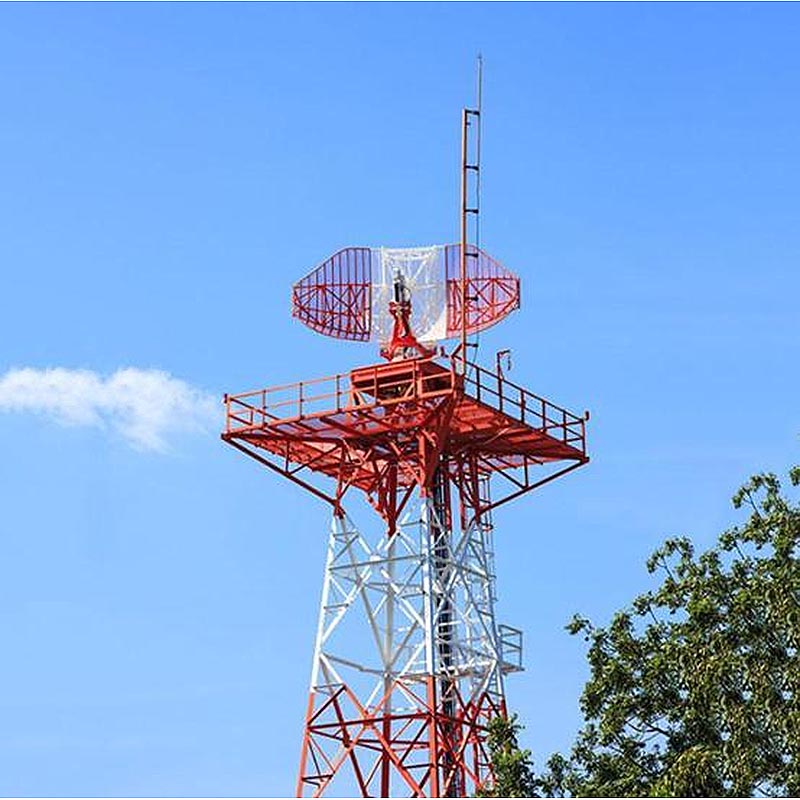 Menara Radar Deteksi Bandara Empat Kolom